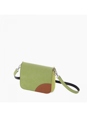 O pocket avocat avec rabat suède couleur avocat